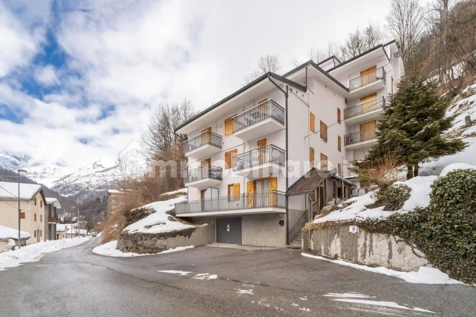 Appartamento in vendita a Crissolo