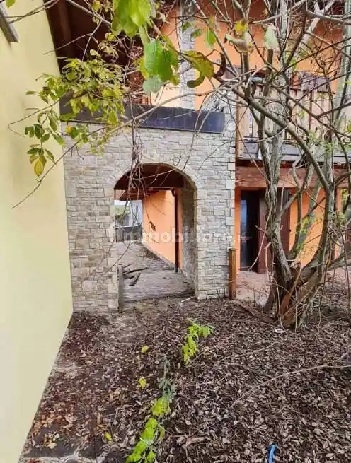 Appartamento in vendita a San Giovanni Bianco