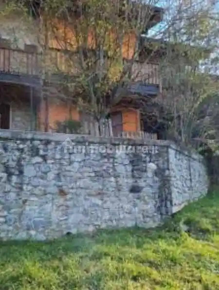 Appartamento in vendita a San Giovanni Bianco