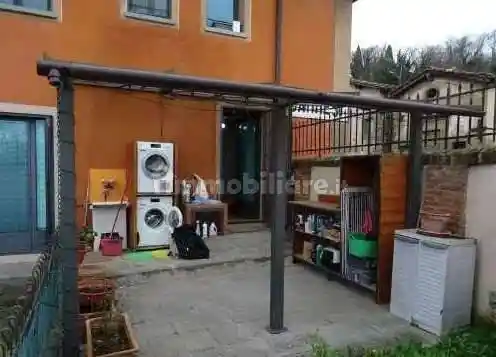Casa indipendente in vendita a Figline e Incisa Valdarno