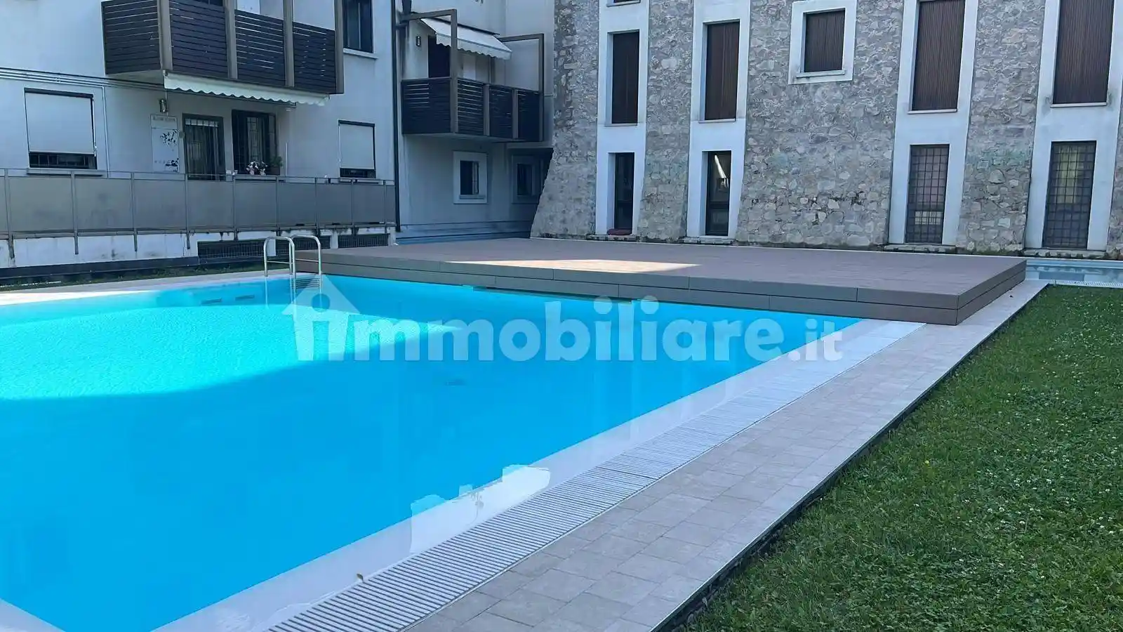 Appartamento in affitto a Moniga del Garda