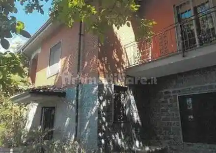 Villa in vendita a Montemarzino