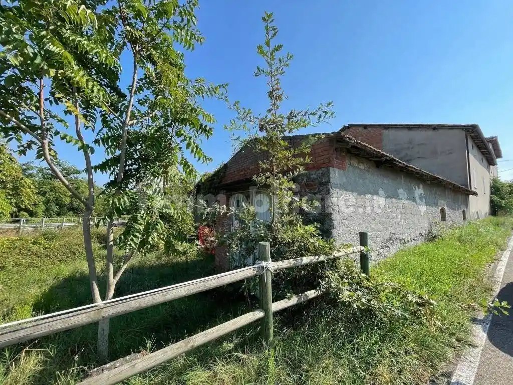Rustico - Casale in vendita a Scandiano