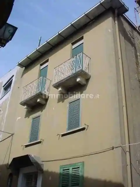 Palazzo - Edificio in vendita a Gagliano Aterno