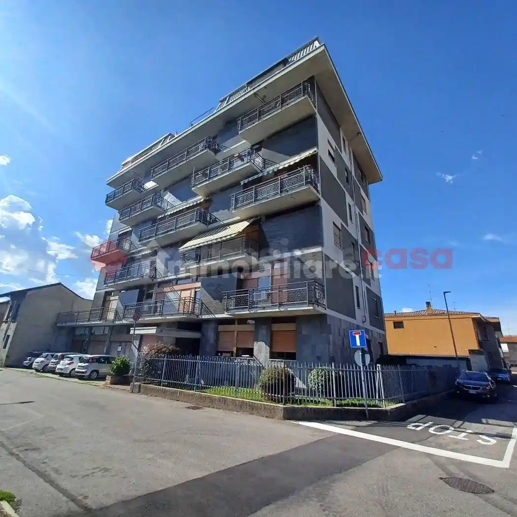 Appartamento in vendita a Buscate