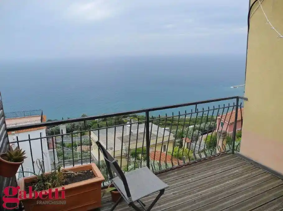 Villa in vendita a Cipressa