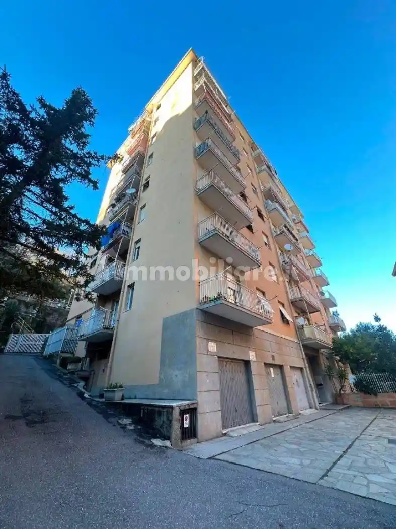 Appartamento in vendita a Genova