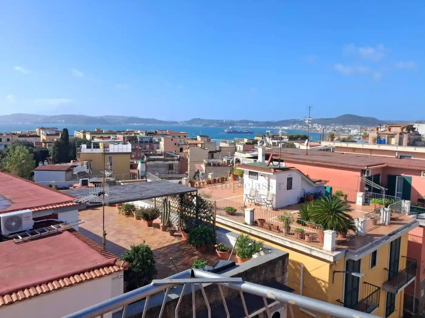 Appartamento in vendita a Pozzuoli