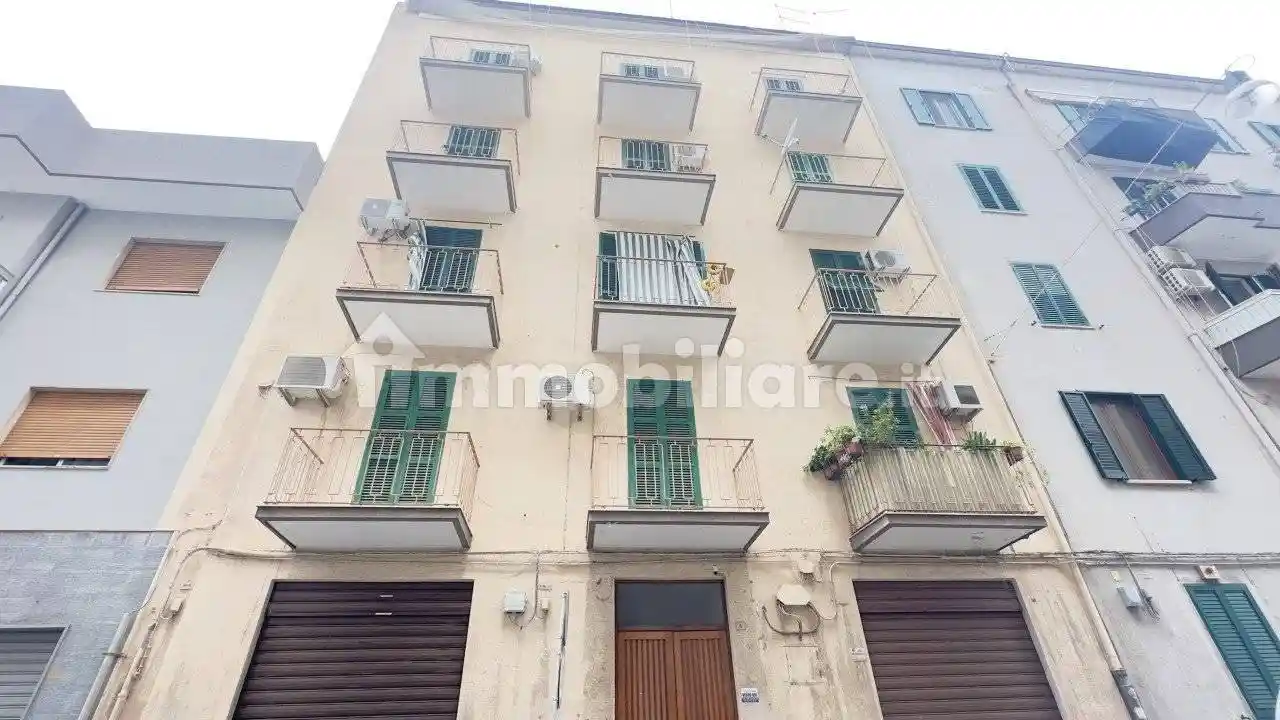 Palazzo - Edificio in vendita a Taranto