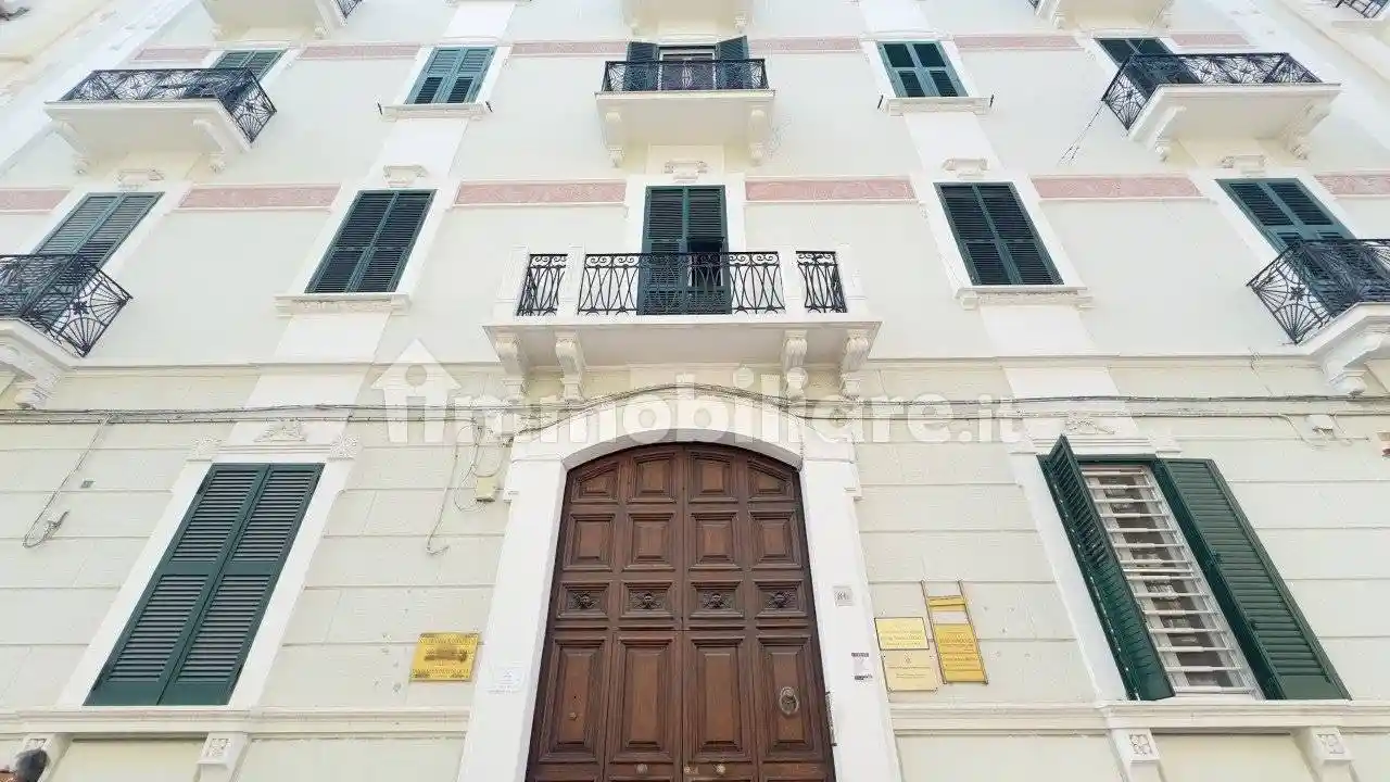 Appartamento in vendita a Taranto