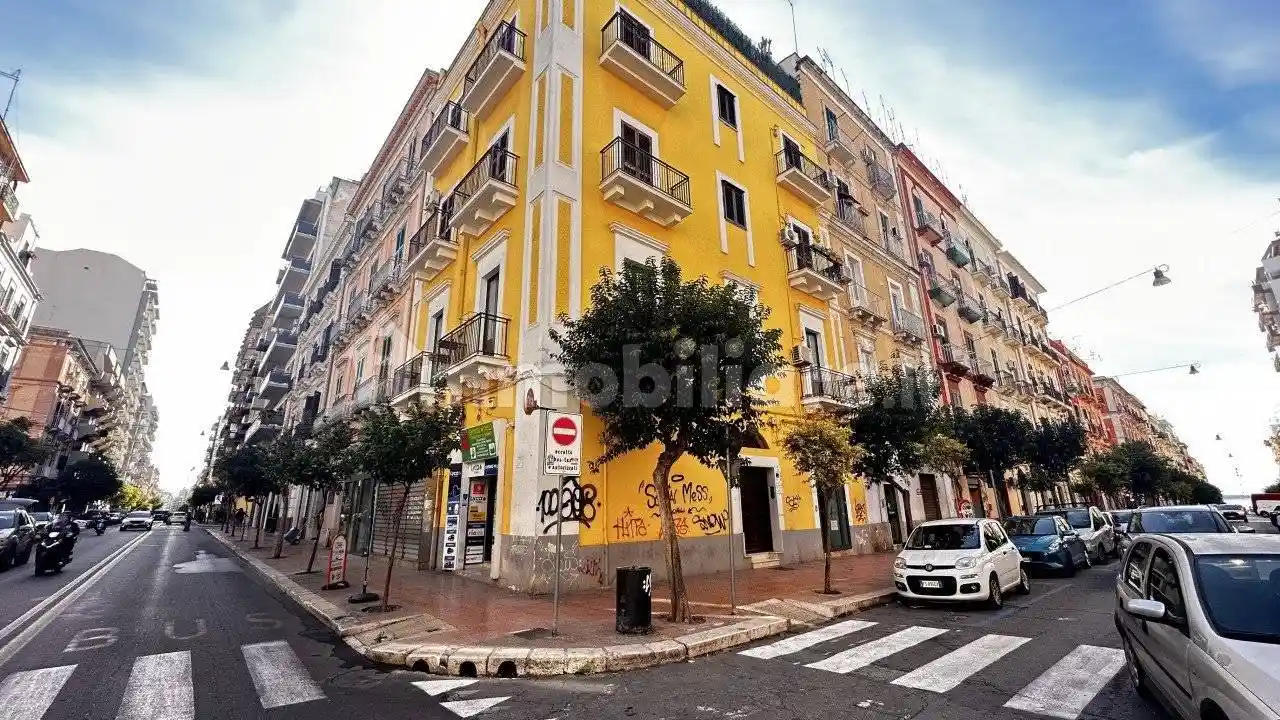 Appartamento in vendita a Taranto