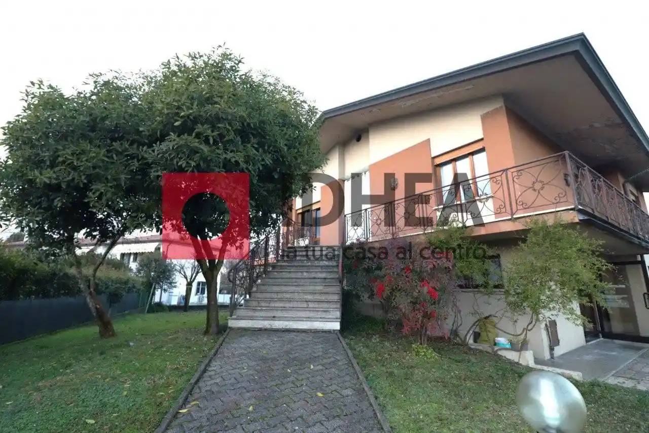 Casa indipendente in vendita a Villorba