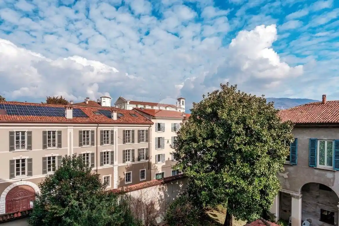 Appartamento in vendita a Brescia