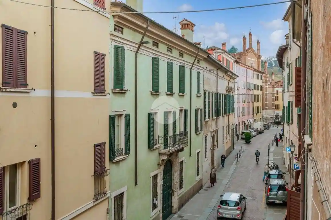 Appartamento in vendita a Brescia