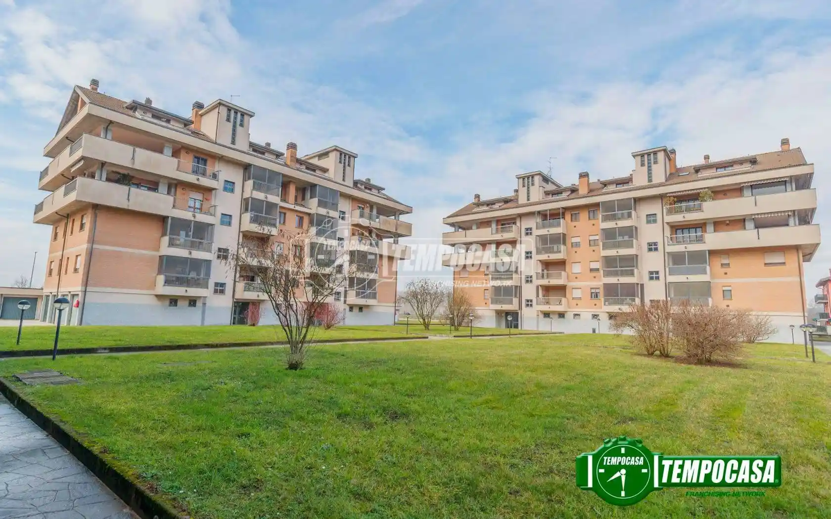 Appartamento in vendita a Lacchiarella