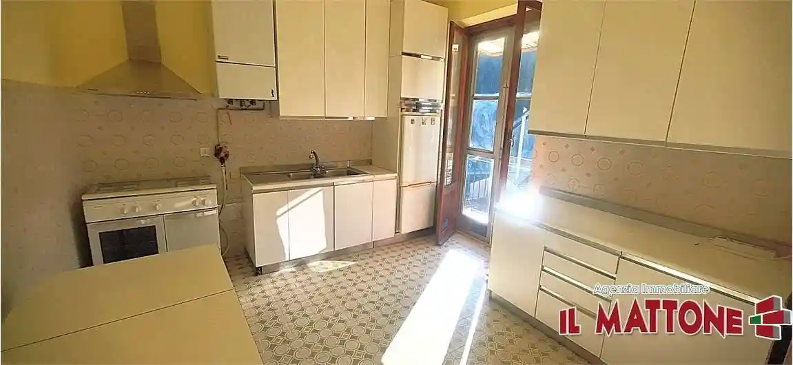 Appartamento in vendita a Campomorone