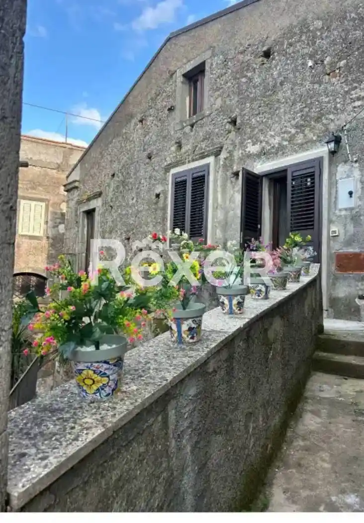 Casa indipendente in vendita a Castiglione di Sicilia