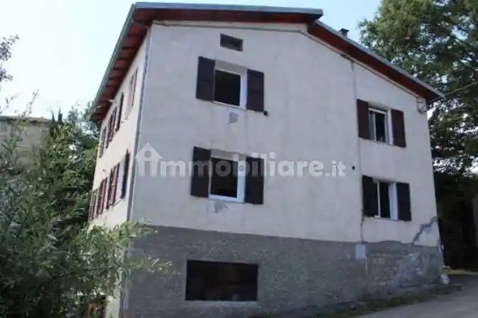 Casa indipendente in vendita a Carpineti