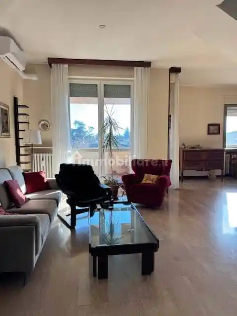 Appartamento in vendita a Parma