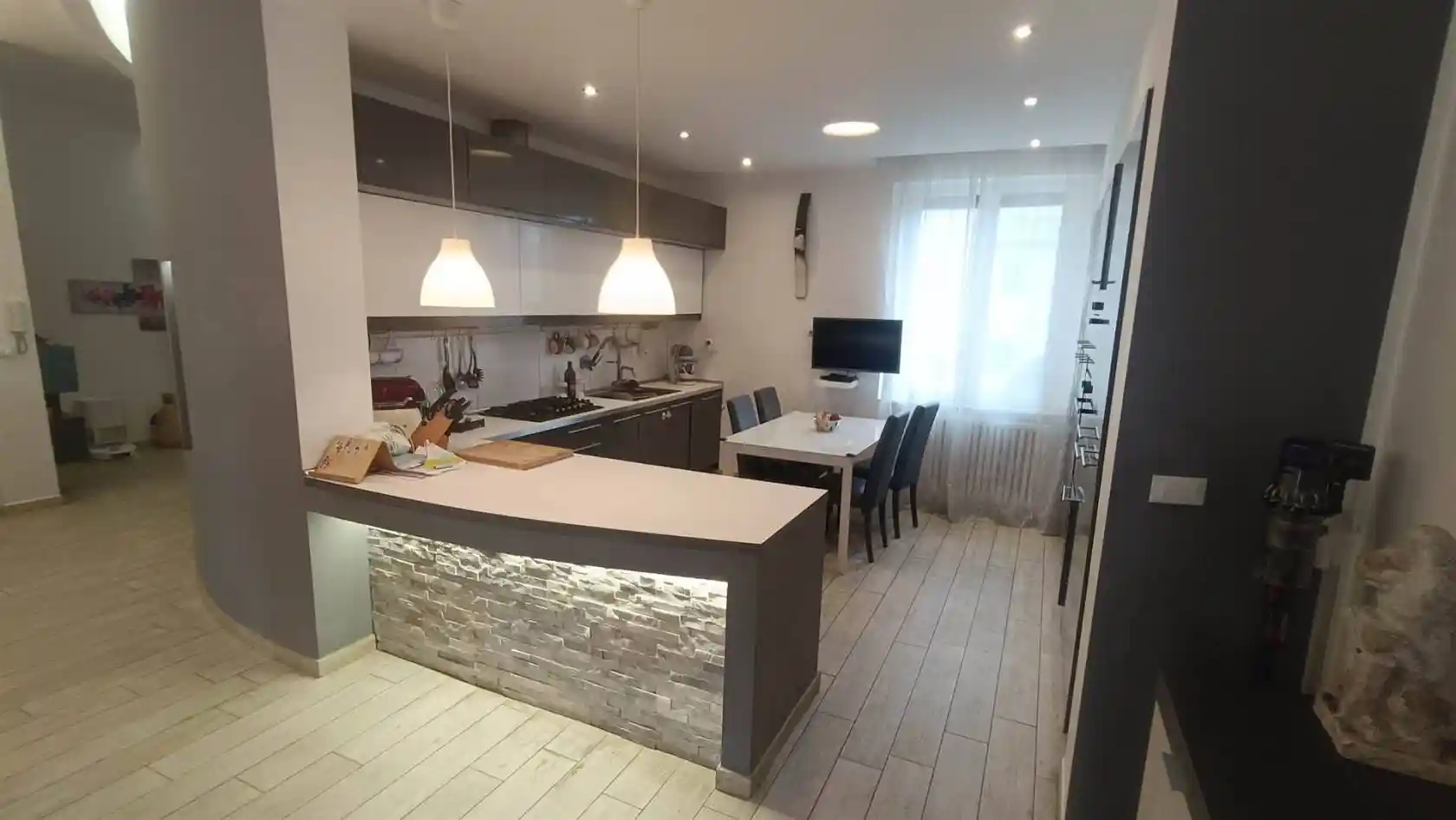 Appartamento in vendita a Livorno