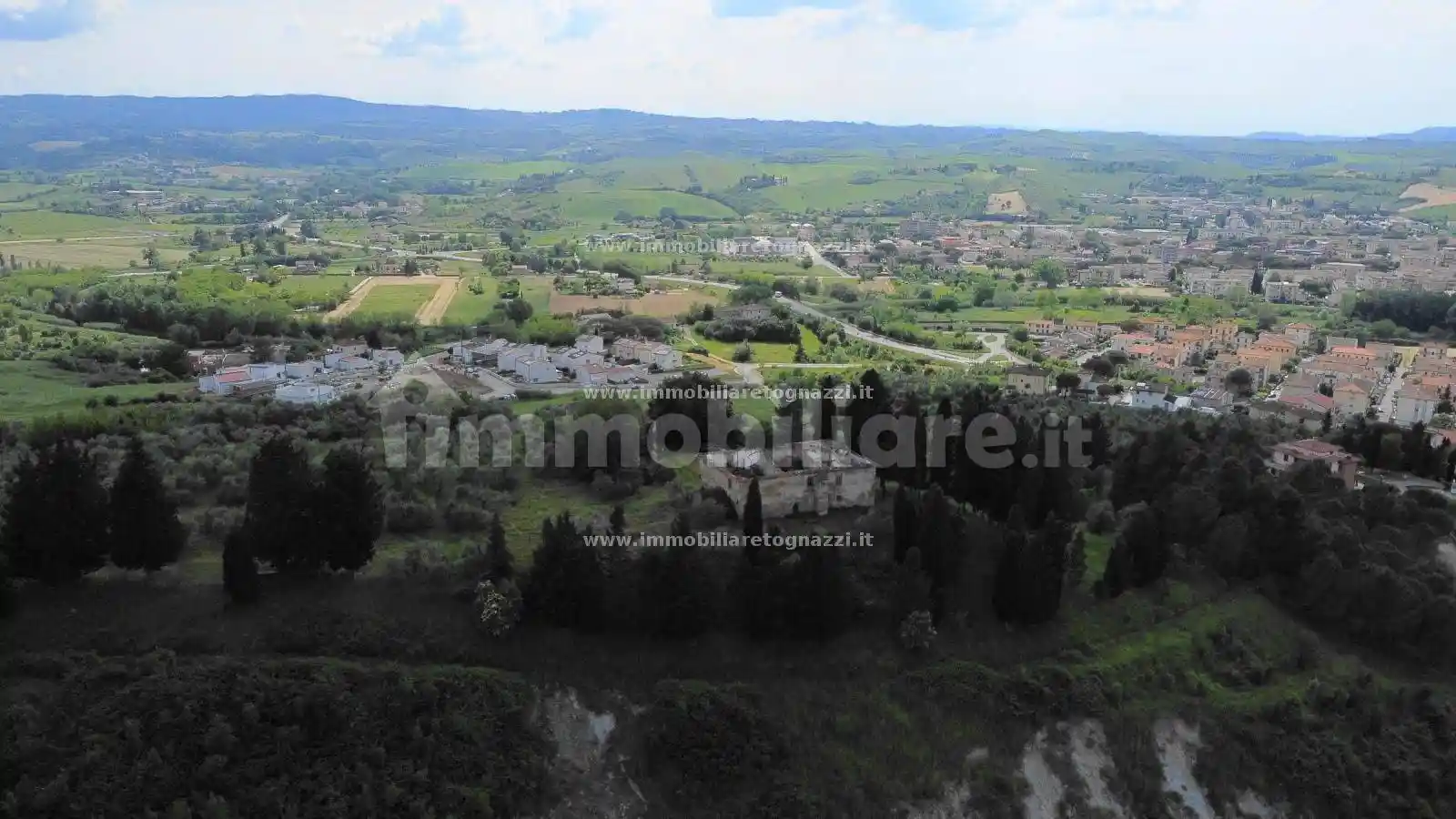 Rustico - Casale in vendita a Castelfiorentino