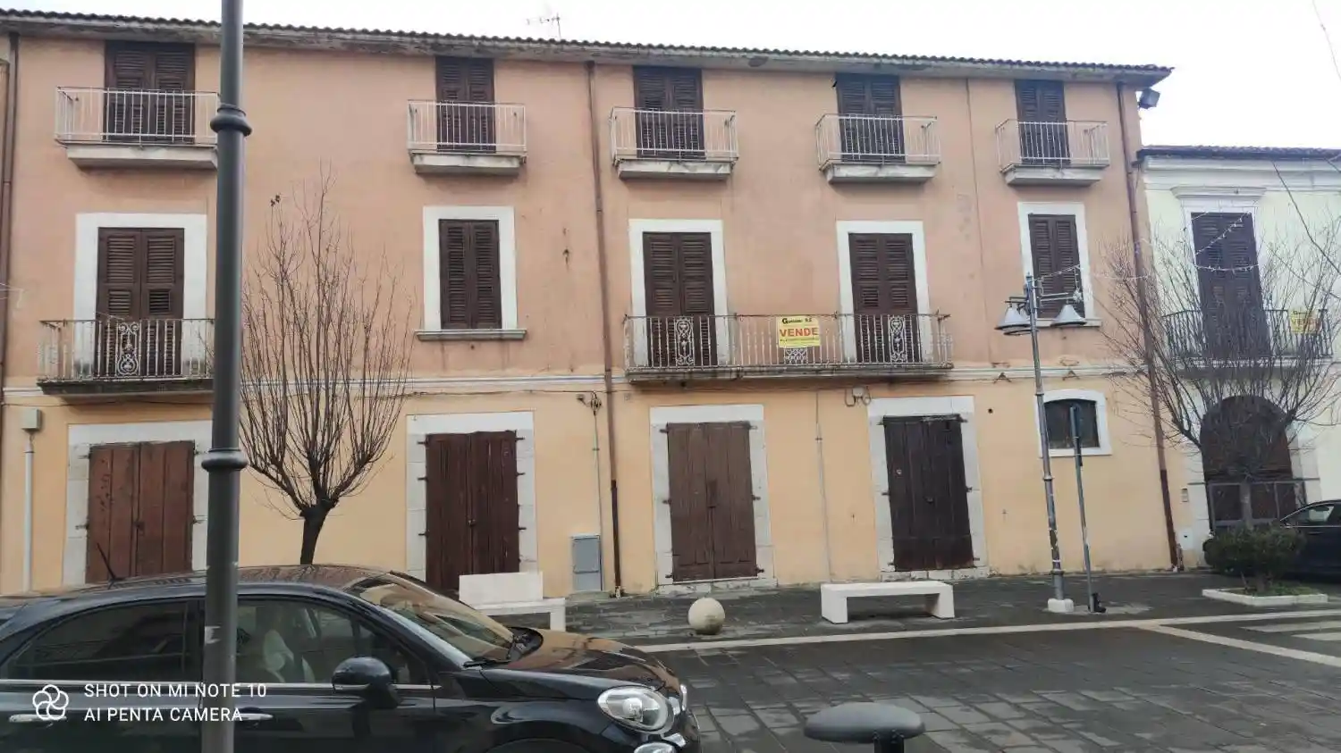 Palazzo - Edificio in vendita a Rotondi