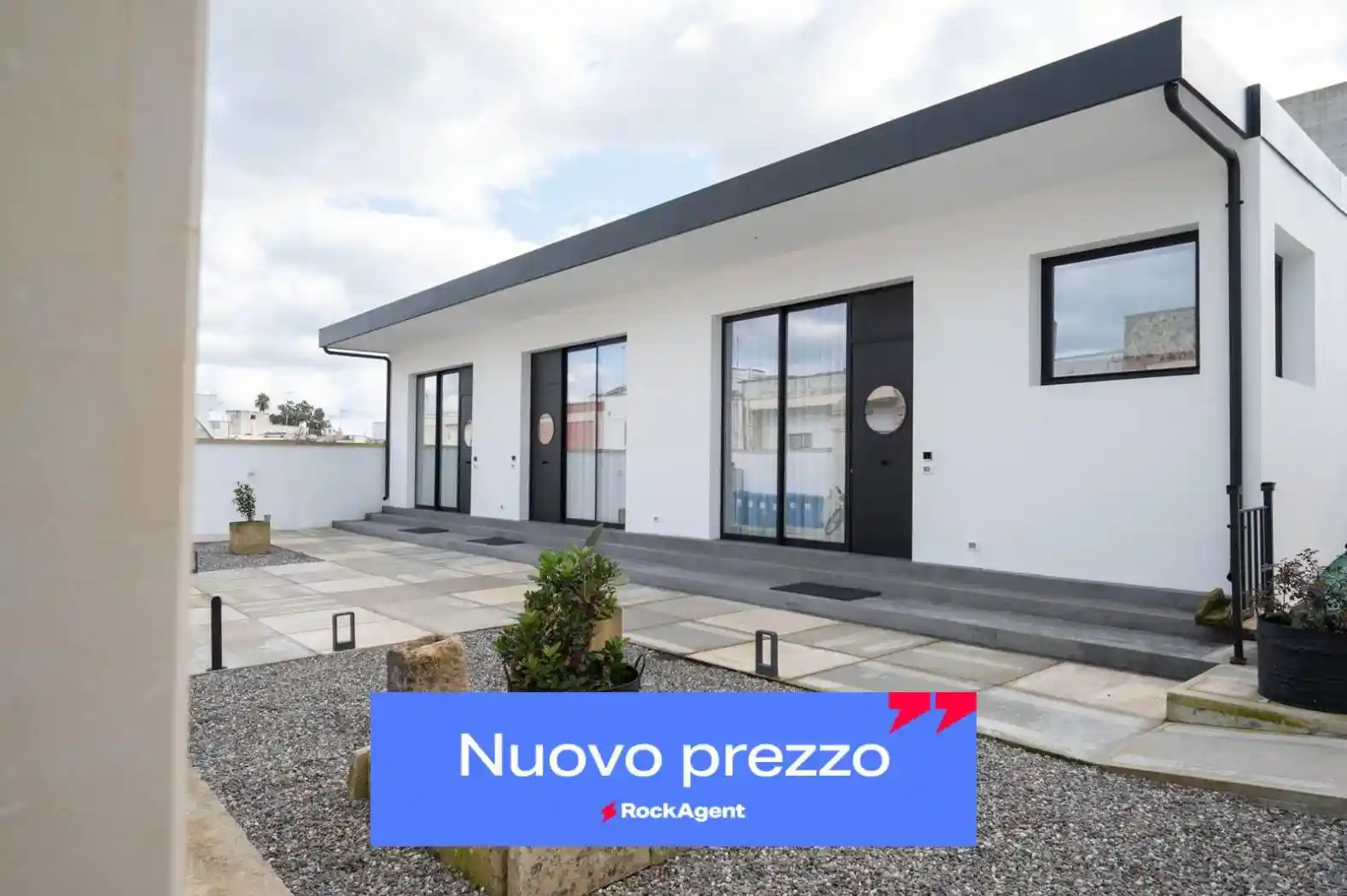 Palazzo - Edificio in vendita a Melendugno