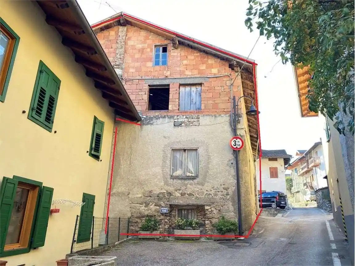 Casa indipendente in vendita a Telve di Sopra