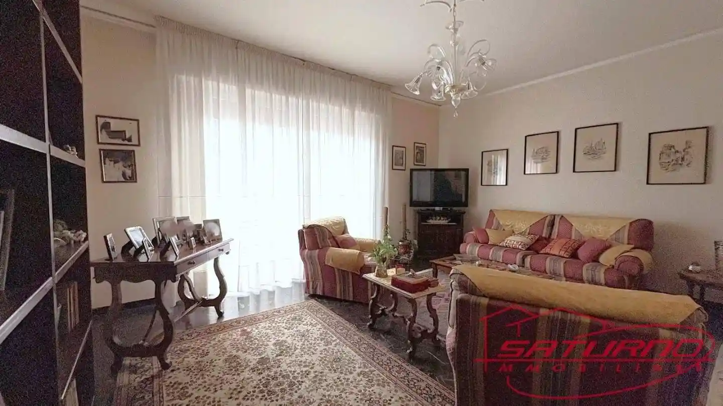 Appartamento in vendita a Lucca