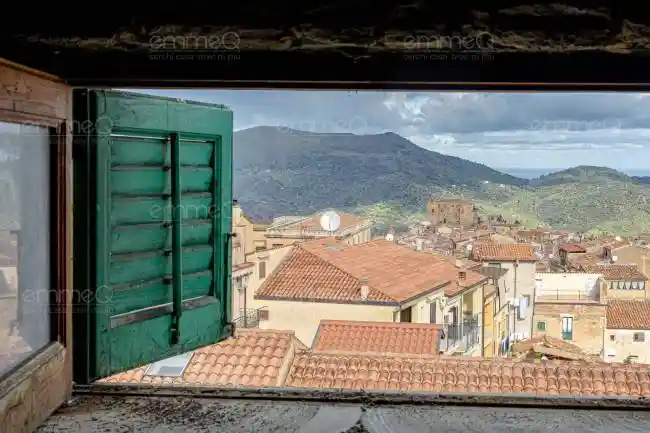 Casa indipendente in vendita a Castelbuono