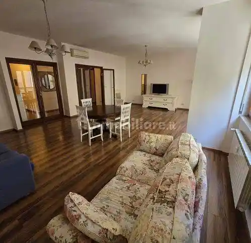 Appartamento in vendita a Livorno