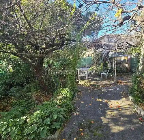 Appartamento in vendita a Livorno