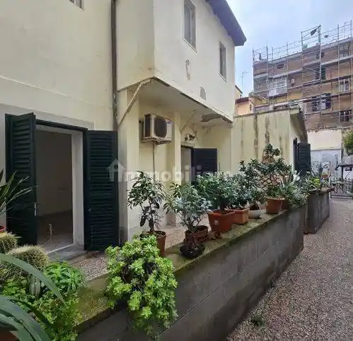 Appartamento in vendita a Livorno