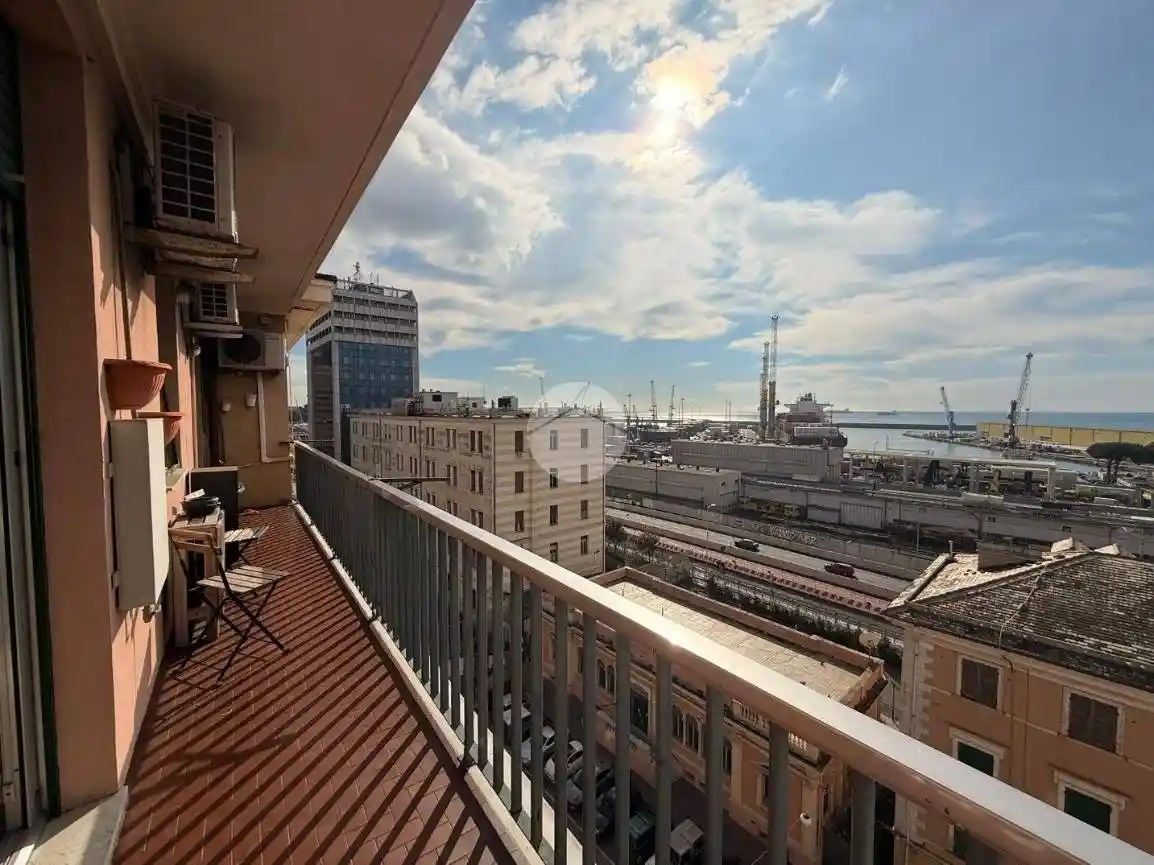 Appartamento in vendita a Genova