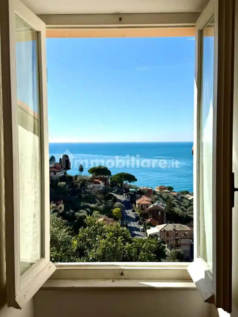 Appartamento in vendita a Camogli