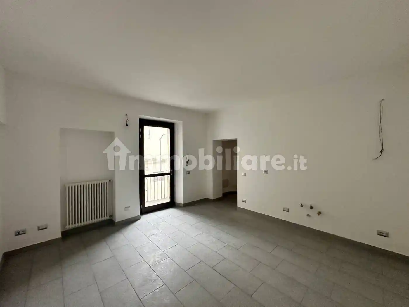 Appartamento in vendita a Gavirate