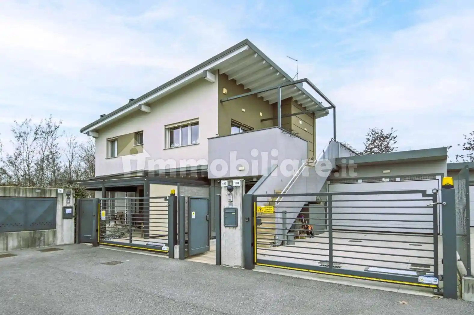 Appartamento in vendita a Zanica