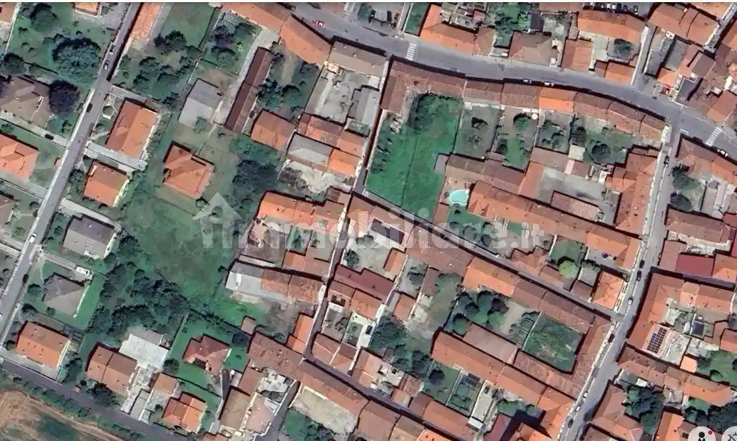 Casa indipendente in vendita a Livorno Ferraris