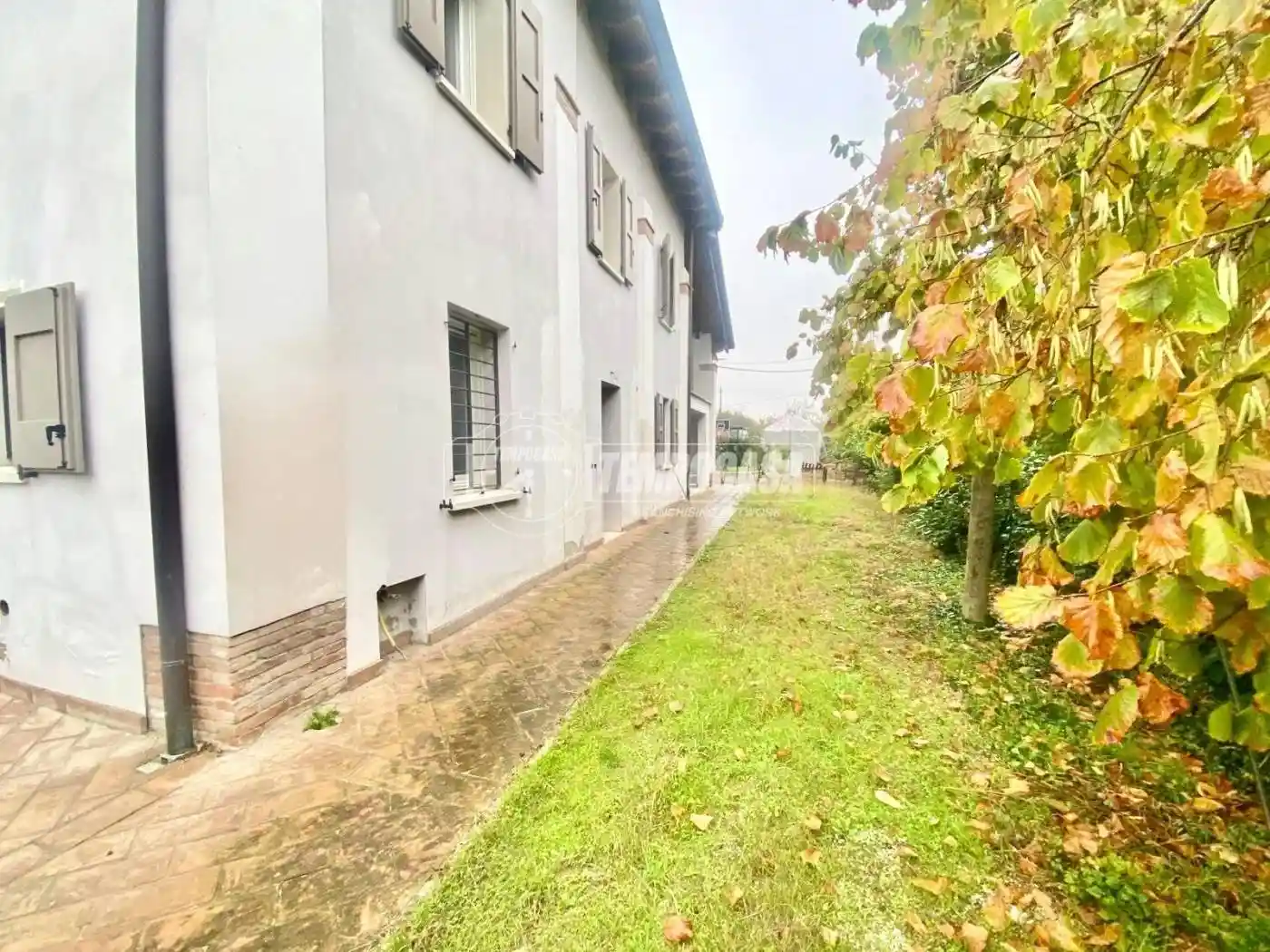 Casa indipendente in vendita a Modena