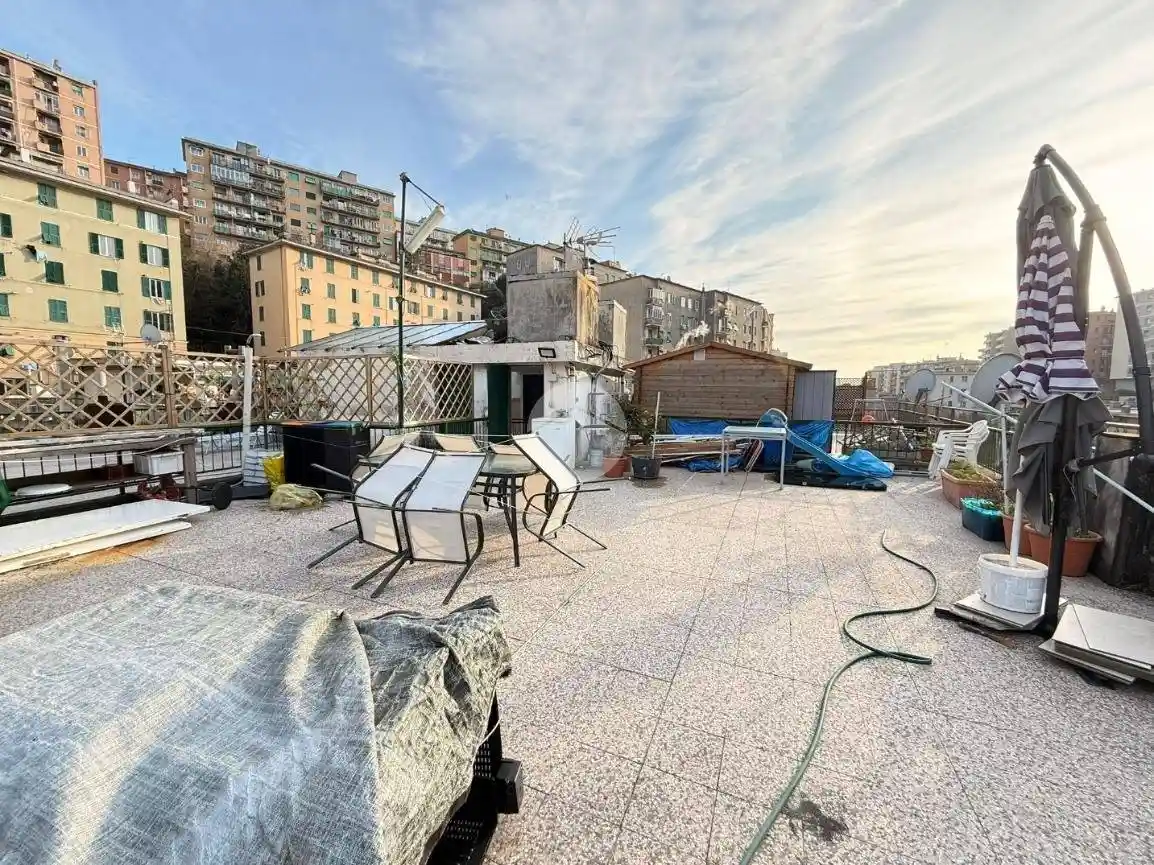 Appartamento in vendita a Genova