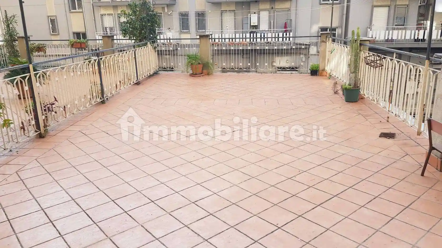 Appartamento in vendita a Salerno