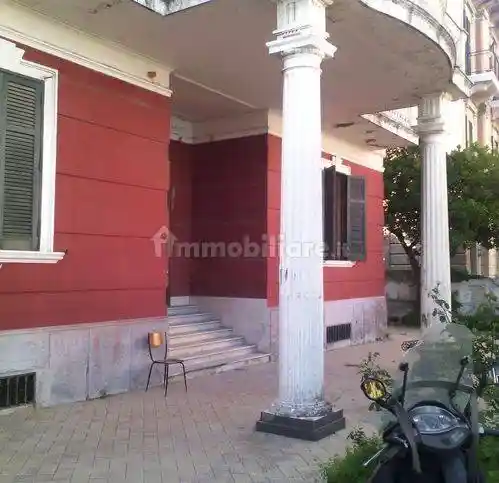 Villa in vendita a Napoli