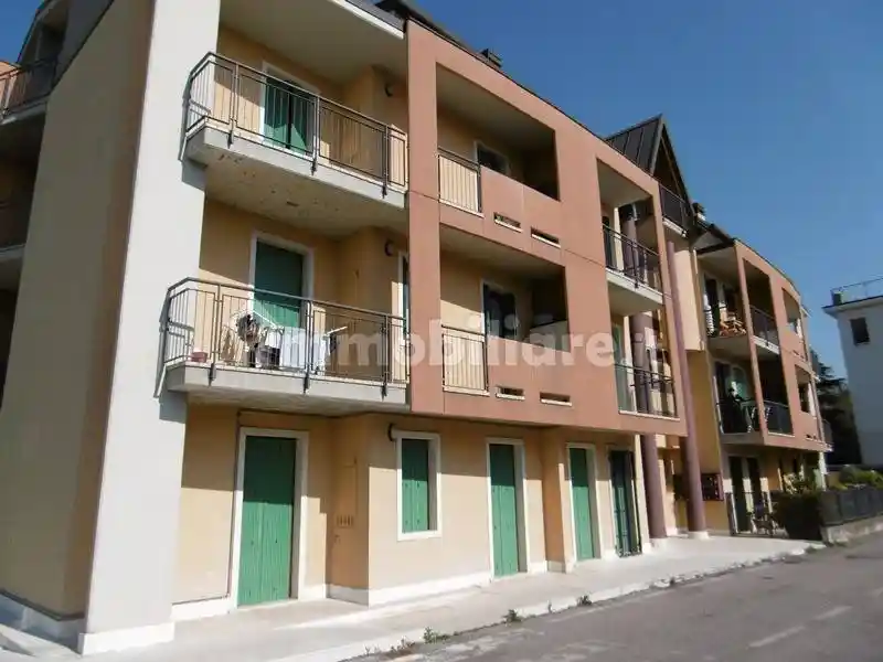 Appartamento in vendita a Villafranca di Verona