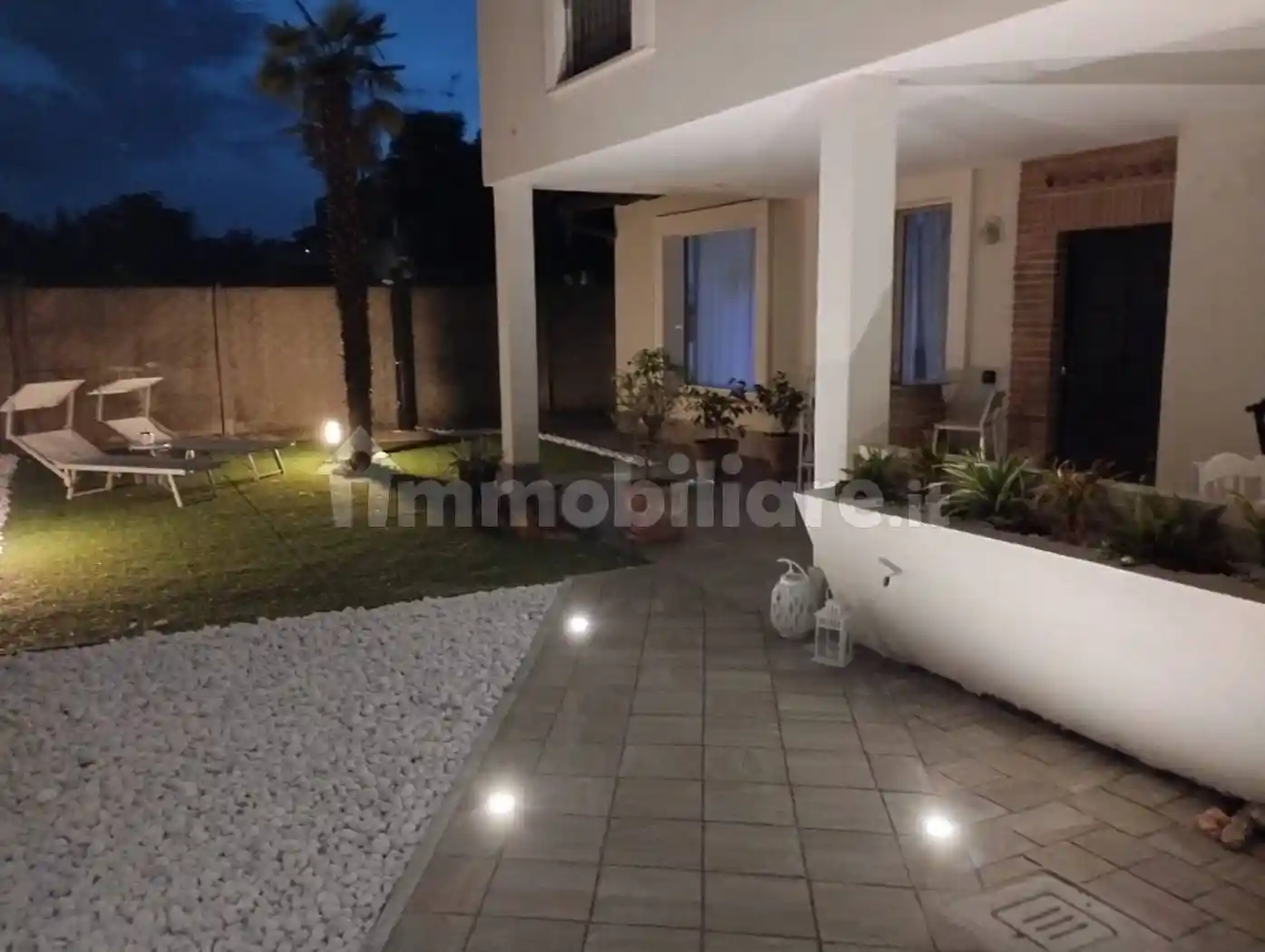 Villa in vendita a Busto Arsizio