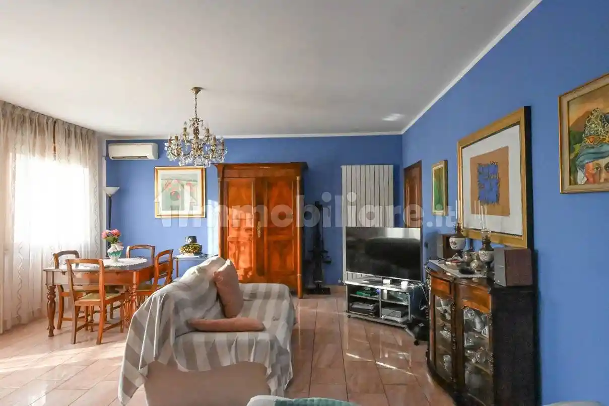 Appartamento in vendita a Modena