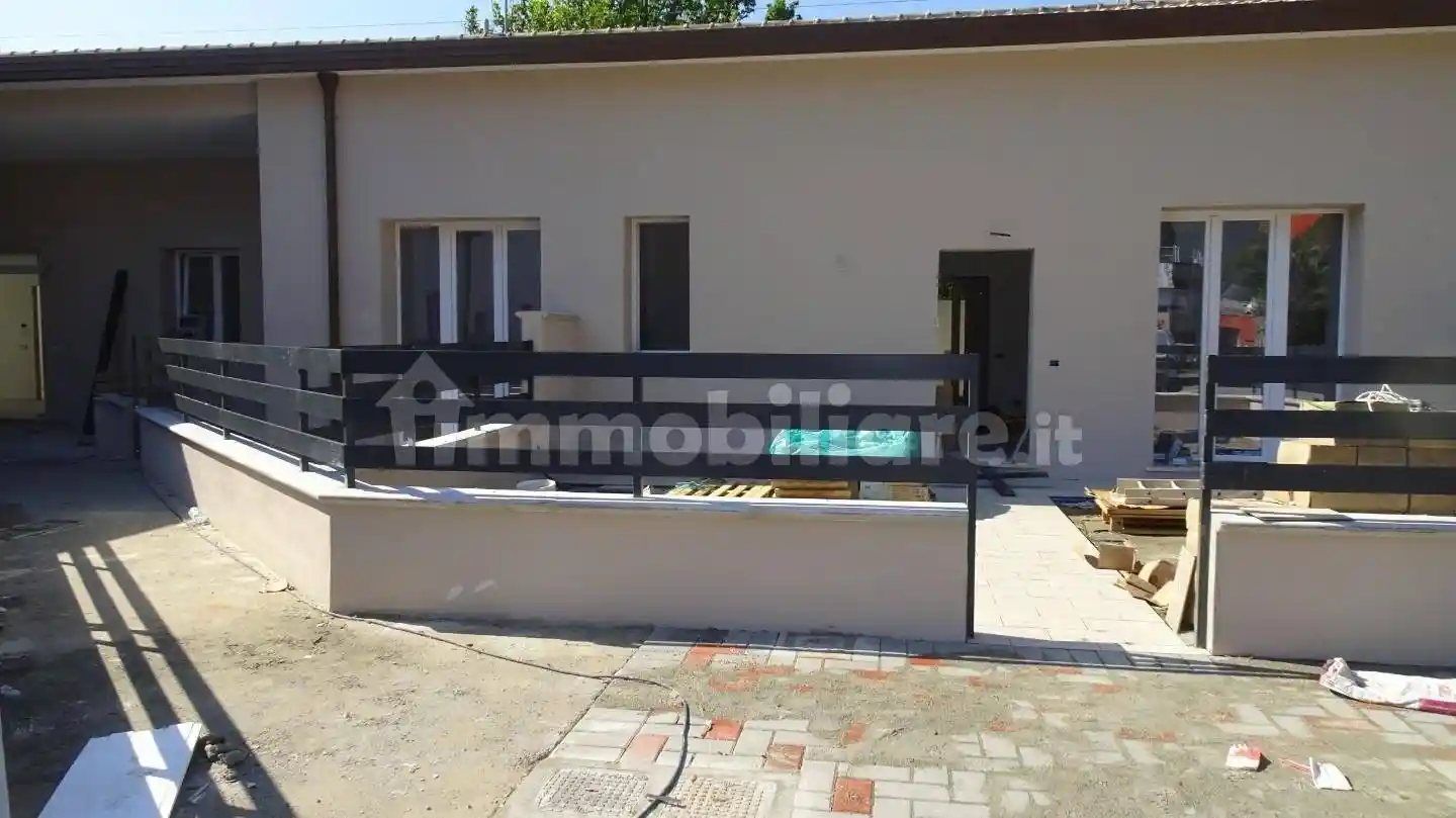 Villa in vendita a Cascina