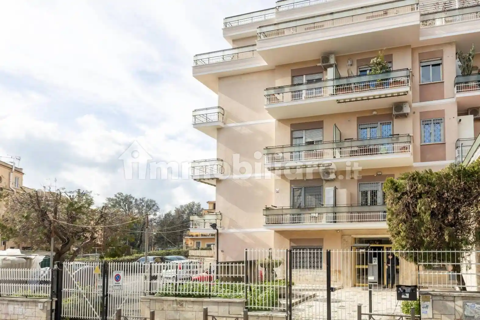 Appartamento in vendita a Roma