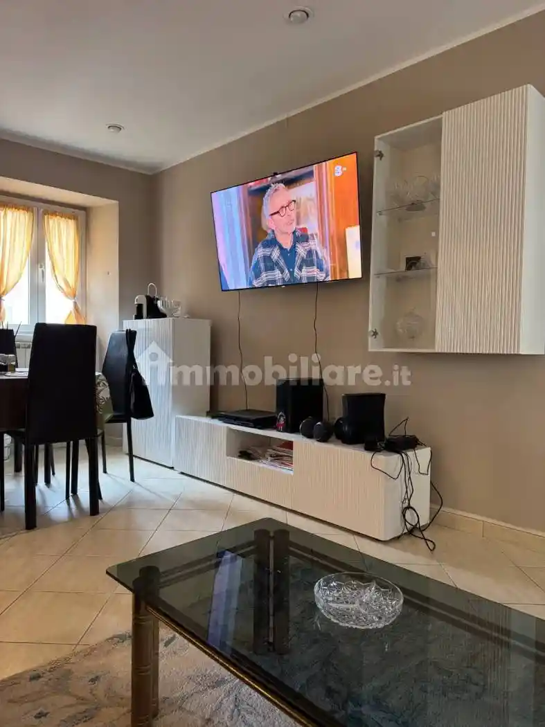 Appartamento in affitto a Carrara