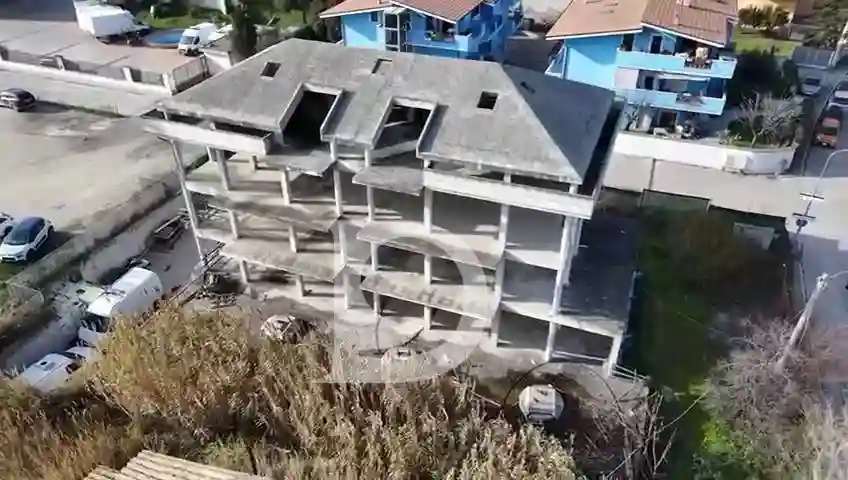 Palazzo - Edificio - foto 2