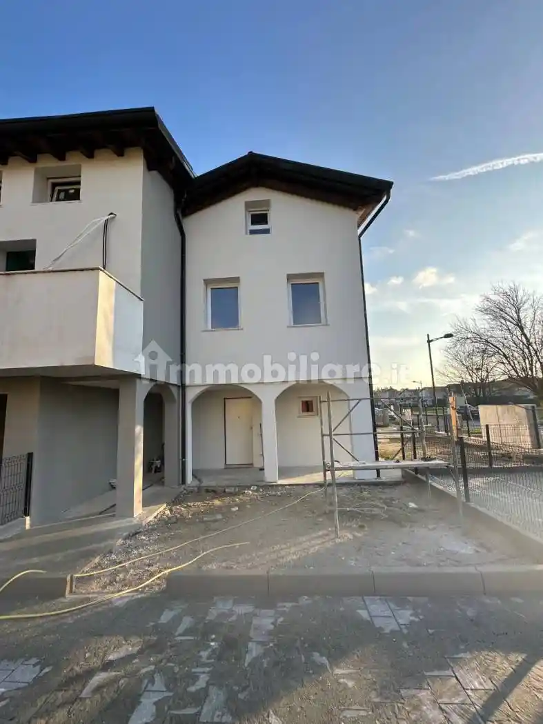 Villetta a schiera in vendita a Bolzano Vicentino